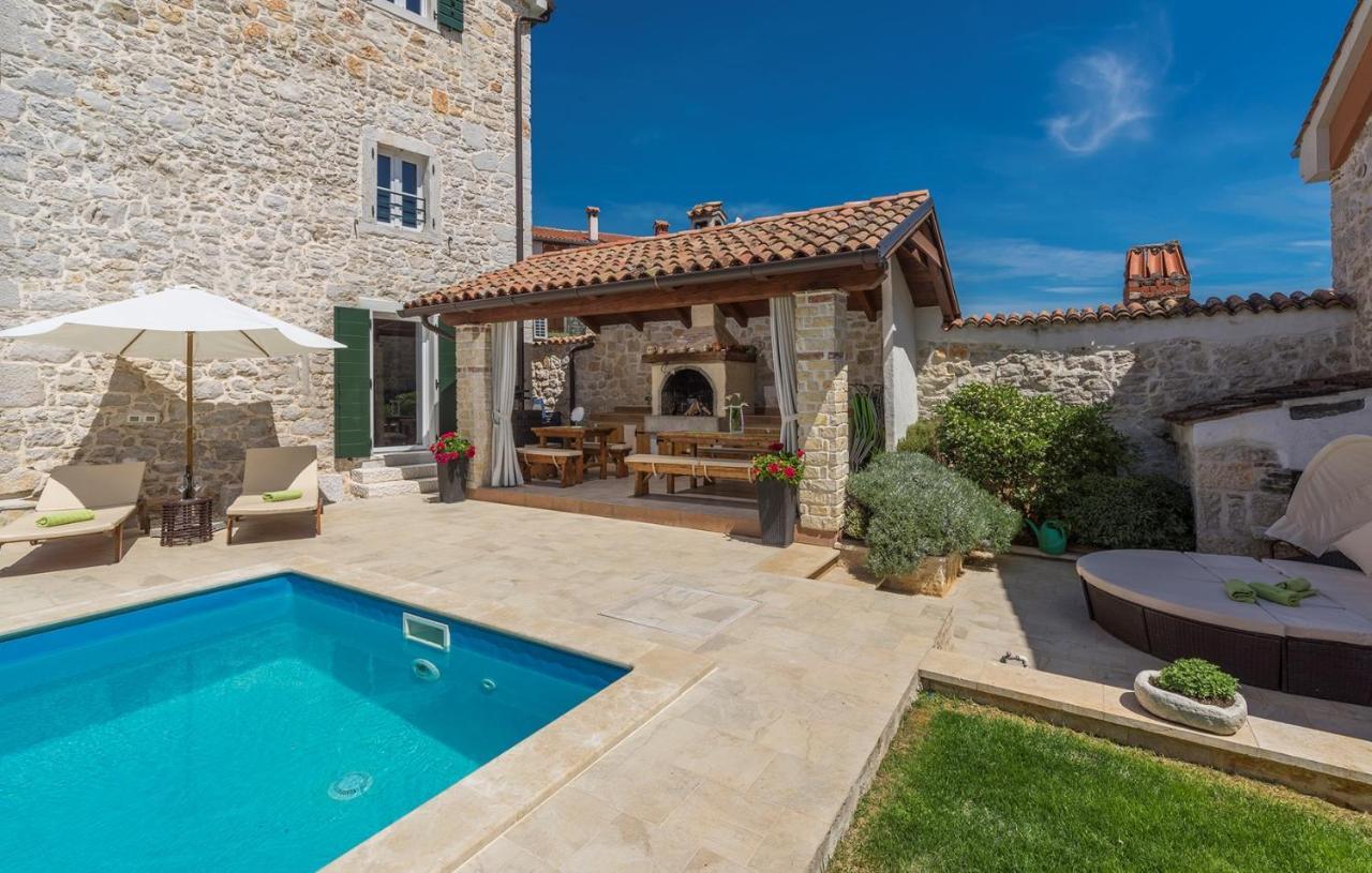 Beautiful Stone House - Villa Parentium With Private Pool Dracevac Exterior photo